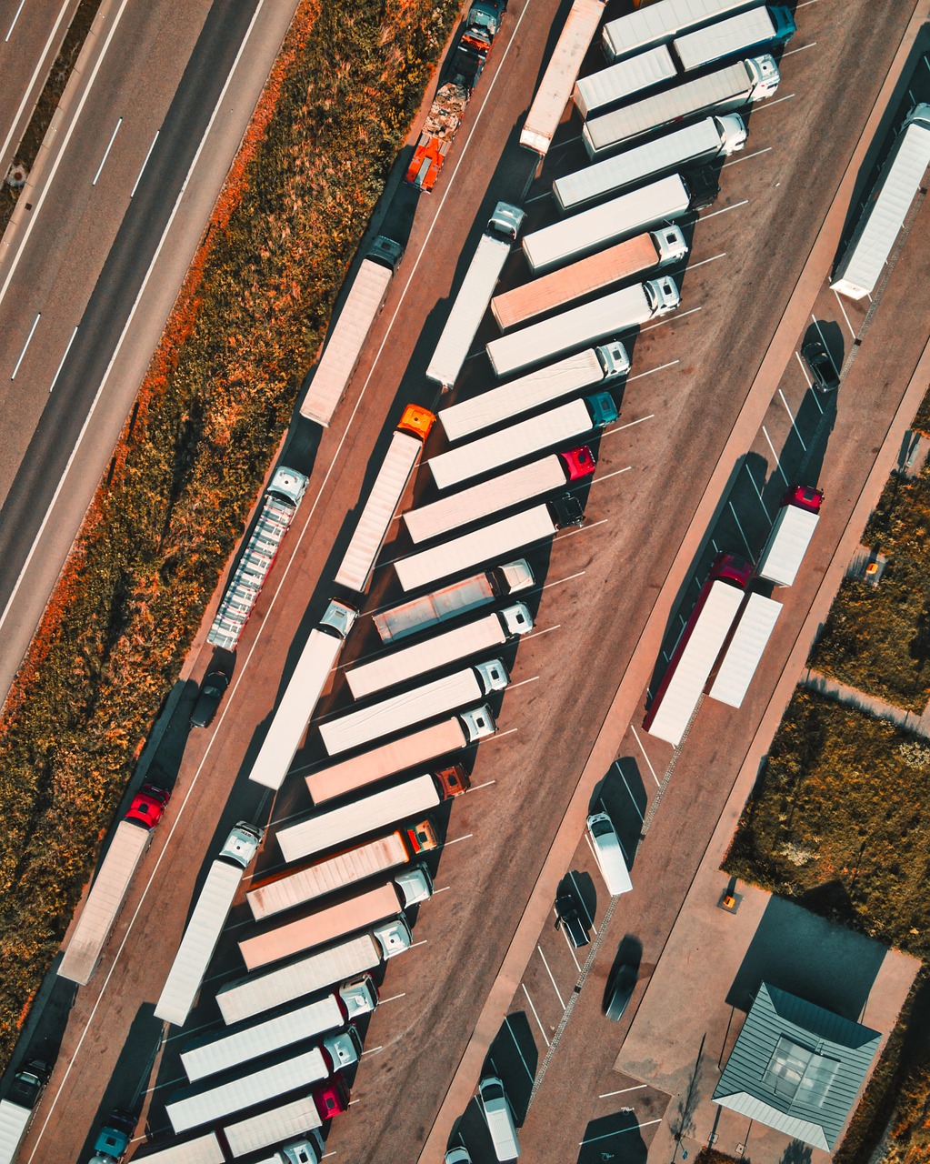 truck, parking spot, resting place, highway, traffic, transport, road, car, bikes, resting places, entrance, federal highway, driving ban, special permit, deliver, delivery, carrier, trucks, car wallpapers, courier, container, logistics, shipment, were, freight, business